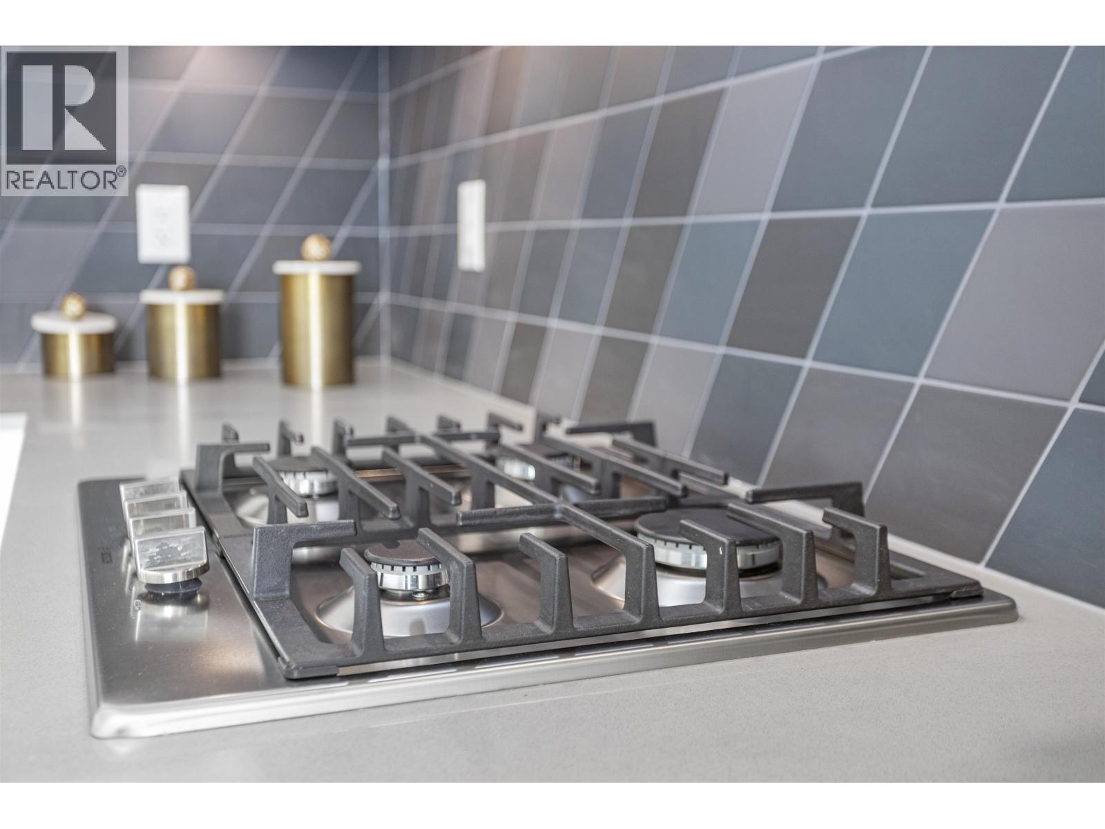 306 3264 Vanness Avenue, Vancouver, British Columbia  V5R 0L5 - Photo 4 - R3099137