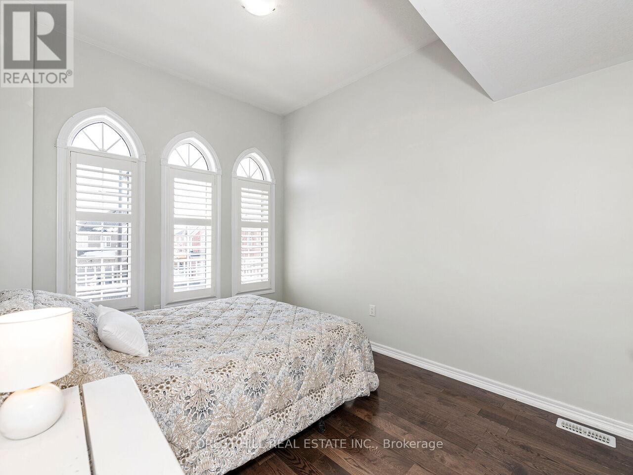 488 LINDEN DRIVE Cambridge, ON N3H 5L5