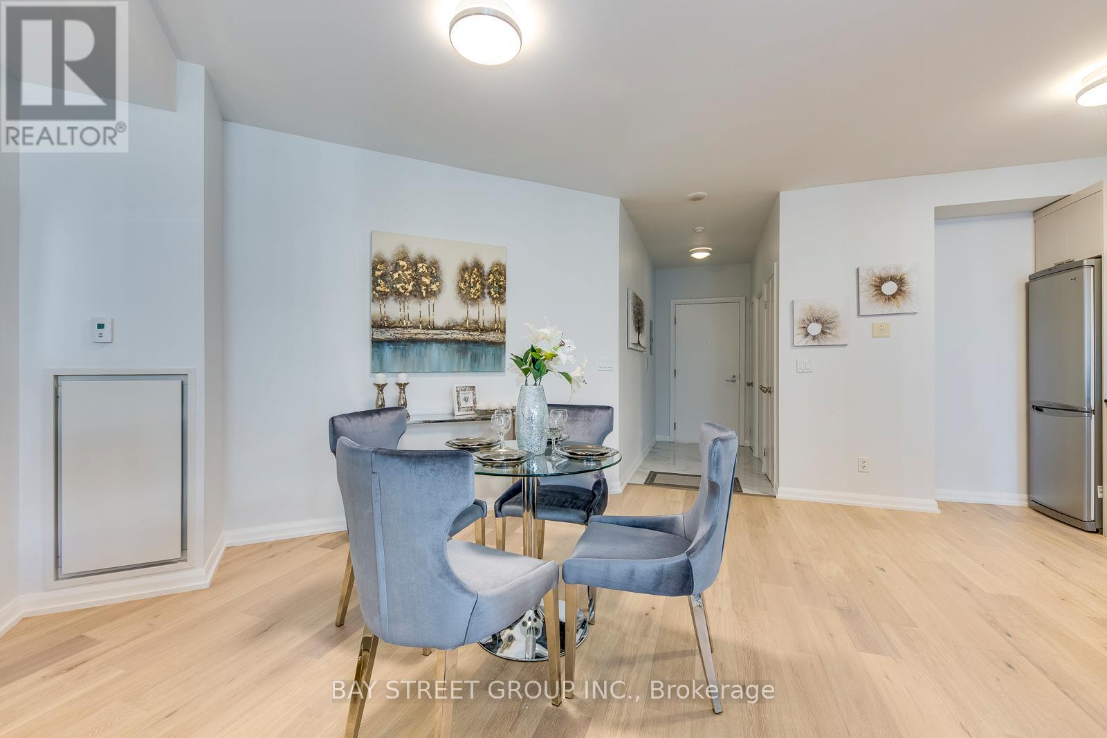 1808 - 111 Elizabeth Street, Toronto, Ontario  M5G 1P7 - Photo 10 - C12884832