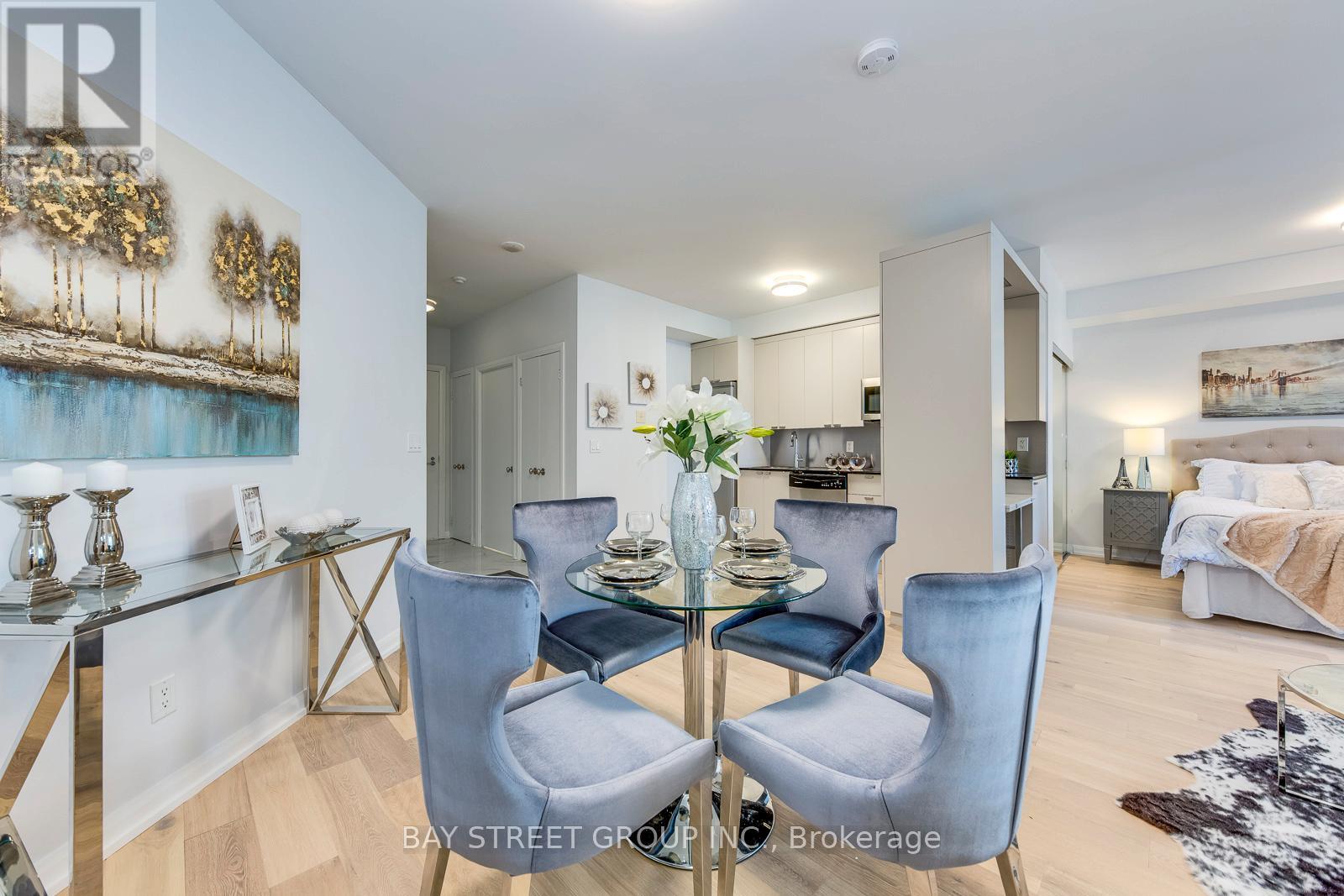 1808 - 111 Elizabeth Street, Toronto, Ontario  M5G 1P7 - Photo 11 - C12884832