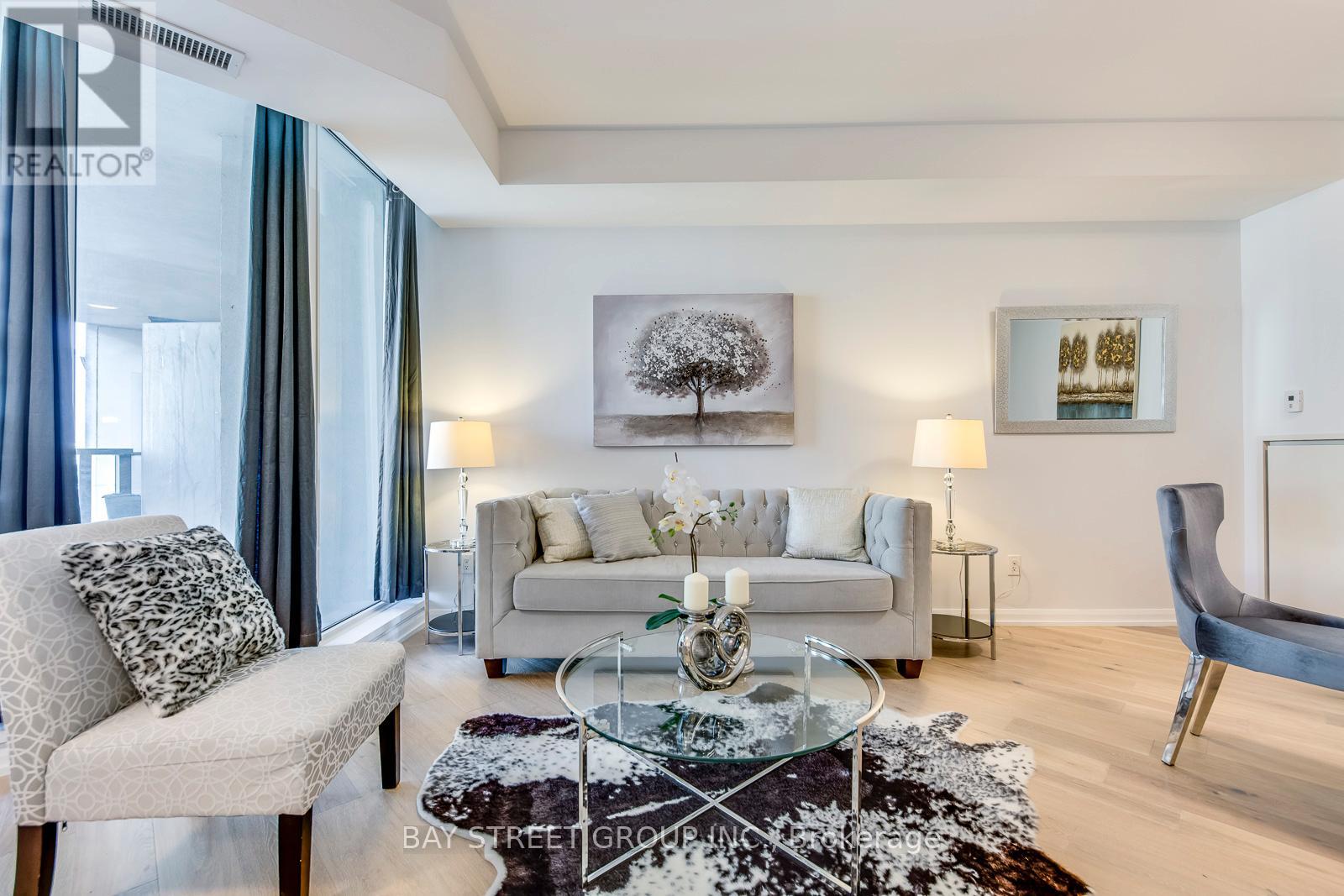 1808 - 111 Elizabeth Street, Toronto, Ontario  M5G 1P7 - Photo 12 - C12884832