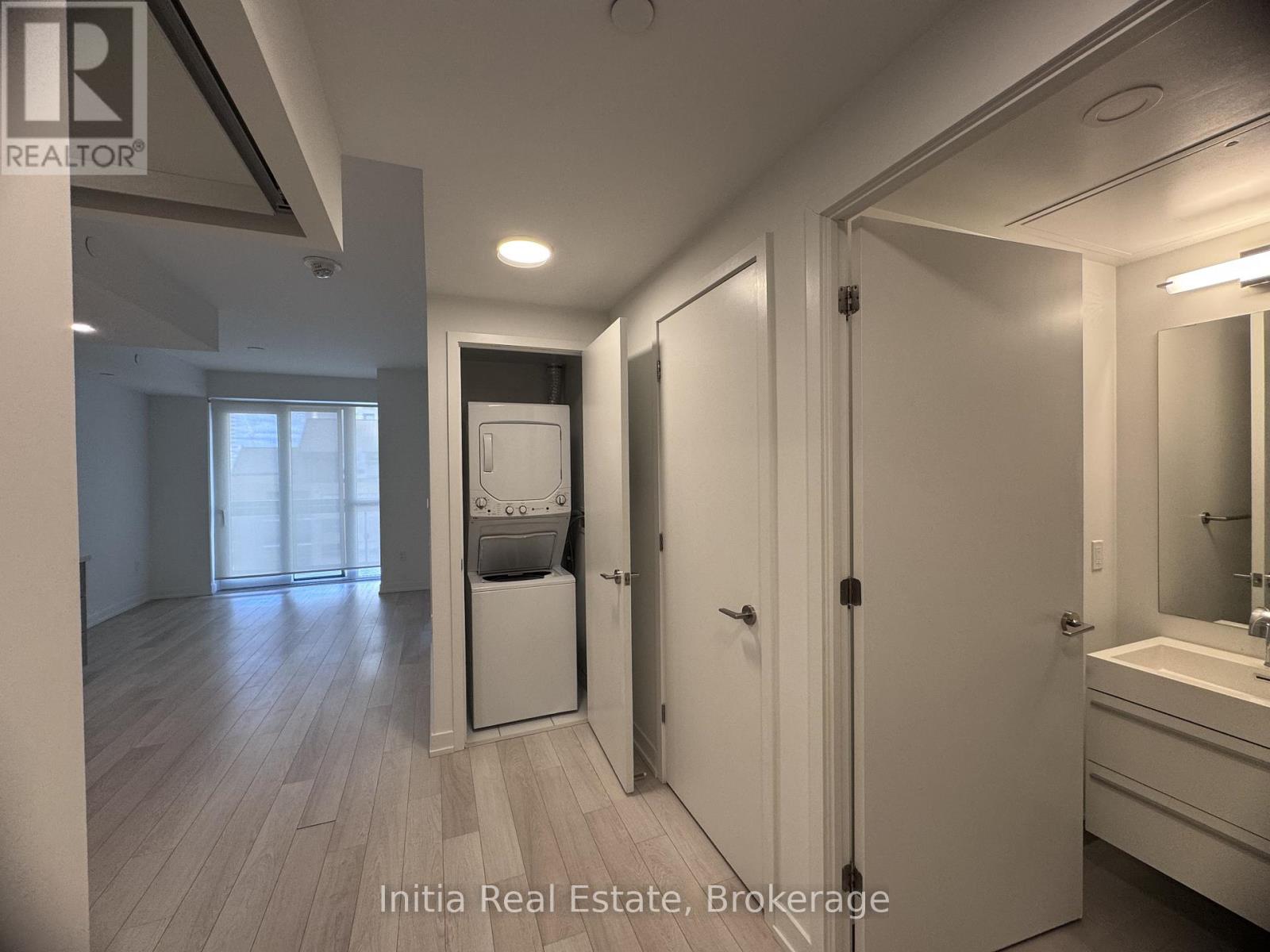 802 - 39 Roehampton Avenue, Toronto, Ontario M4P 0G1 - Photo 12 - C12884840