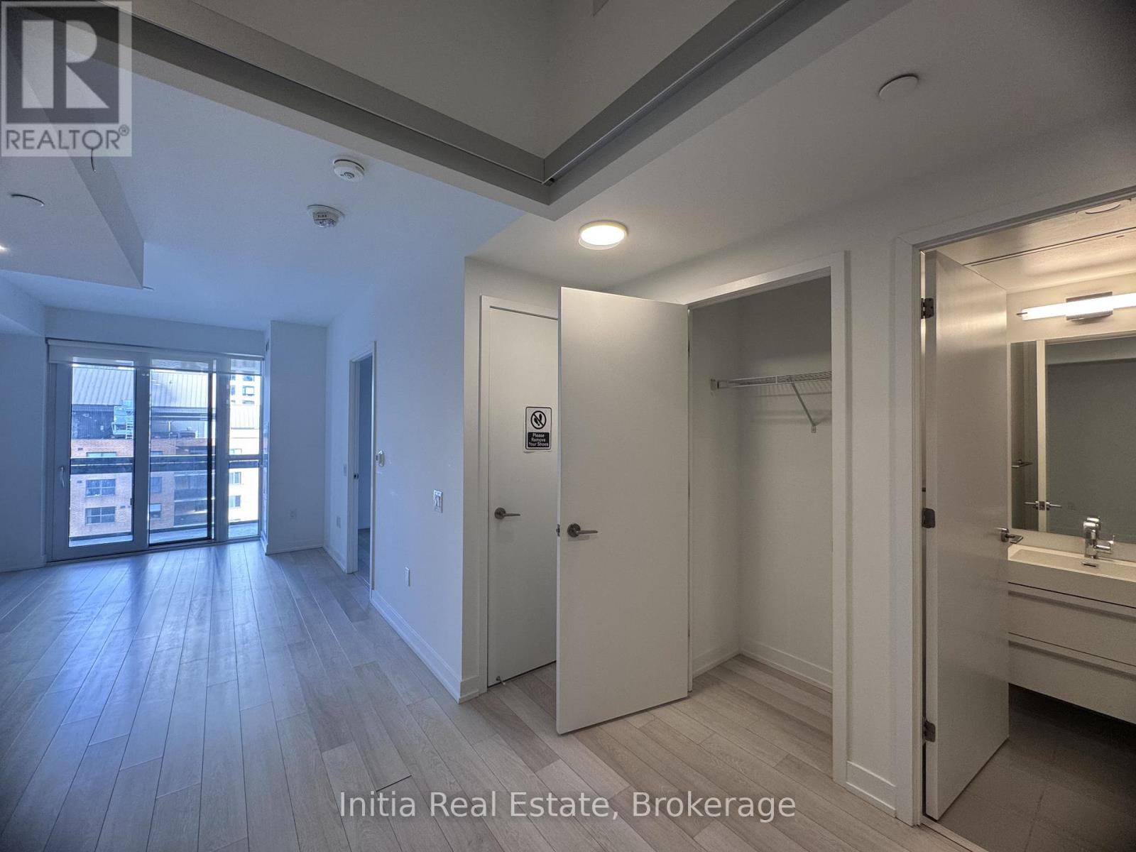 802 - 39 Roehampton Avenue, Toronto, Ontario M4P 0G1 - Photo 13 - C12884840