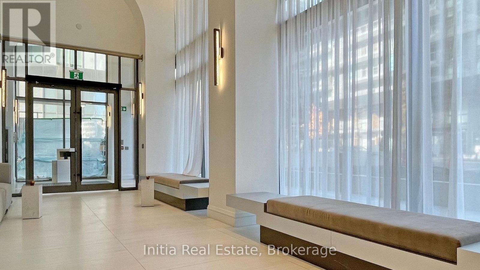 802 - 39 Roehampton Avenue, Toronto, Ontario M4P 0G1 - Photo 23 - C12884840