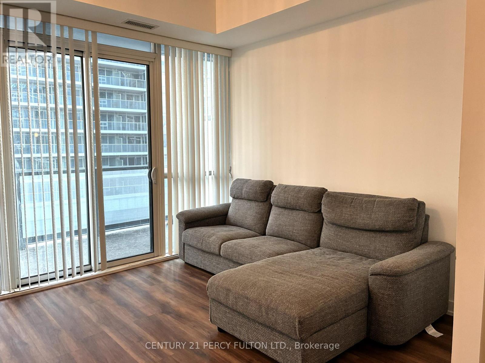 809 - 20 Bruyeres Mews, Toronto, Ontario  M5V 0G8 - Photo 3 - C12884848