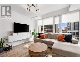 209 - 9608 YONGE STREET, Richmond Hill, Ontario