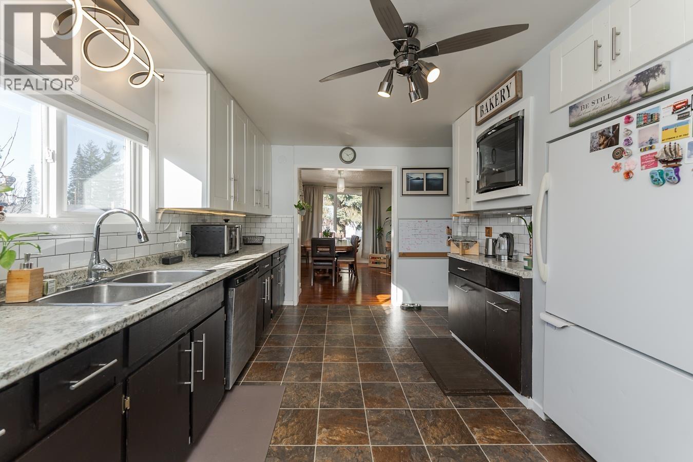 1836 Hemlock Street, Prince George, British Columbia  V2L 1J2 - Photo 4 - R3099839