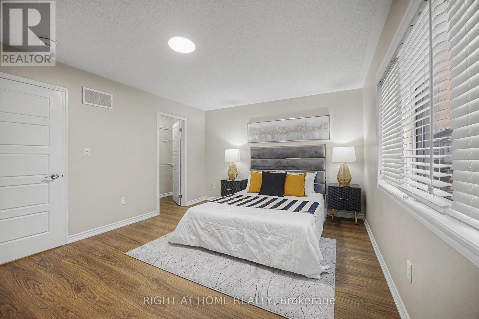 1235 Mulroney Heights, Milton, Ontario  L9E 1G1 - Photo 32 - W12884826