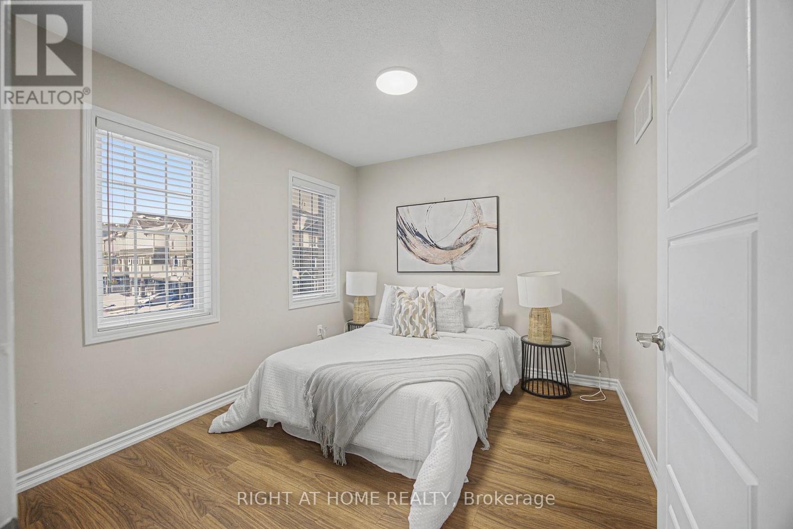 1235 Mulroney Heights, Milton, Ontario  L9E 1G1 - Photo 38 - W12884826