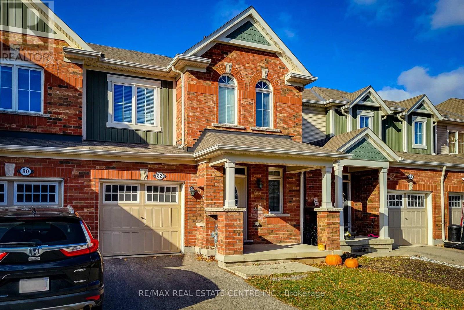 82 REICHERT COURT, Milton, Ontario