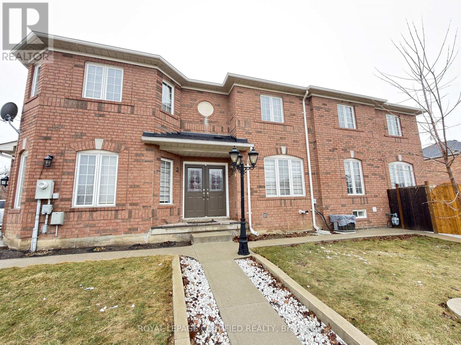 2 Lake Louise Drive, Brampton, Ontario  L6X 4W7 - Photo 3 - W12884842