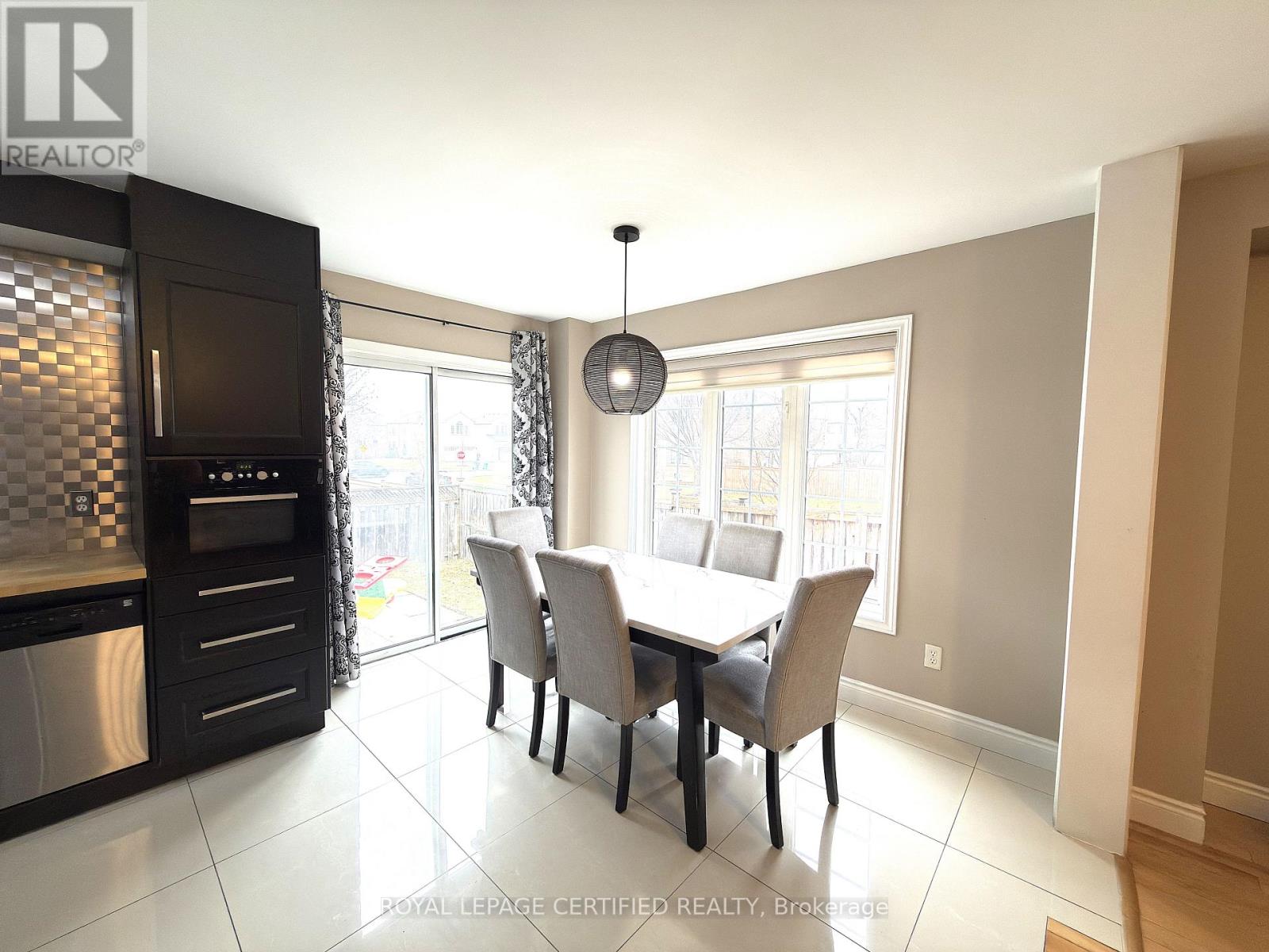 2 Lake Louise Drive, Brampton, Ontario  L6X 4W7 - Photo 11 - W12884842