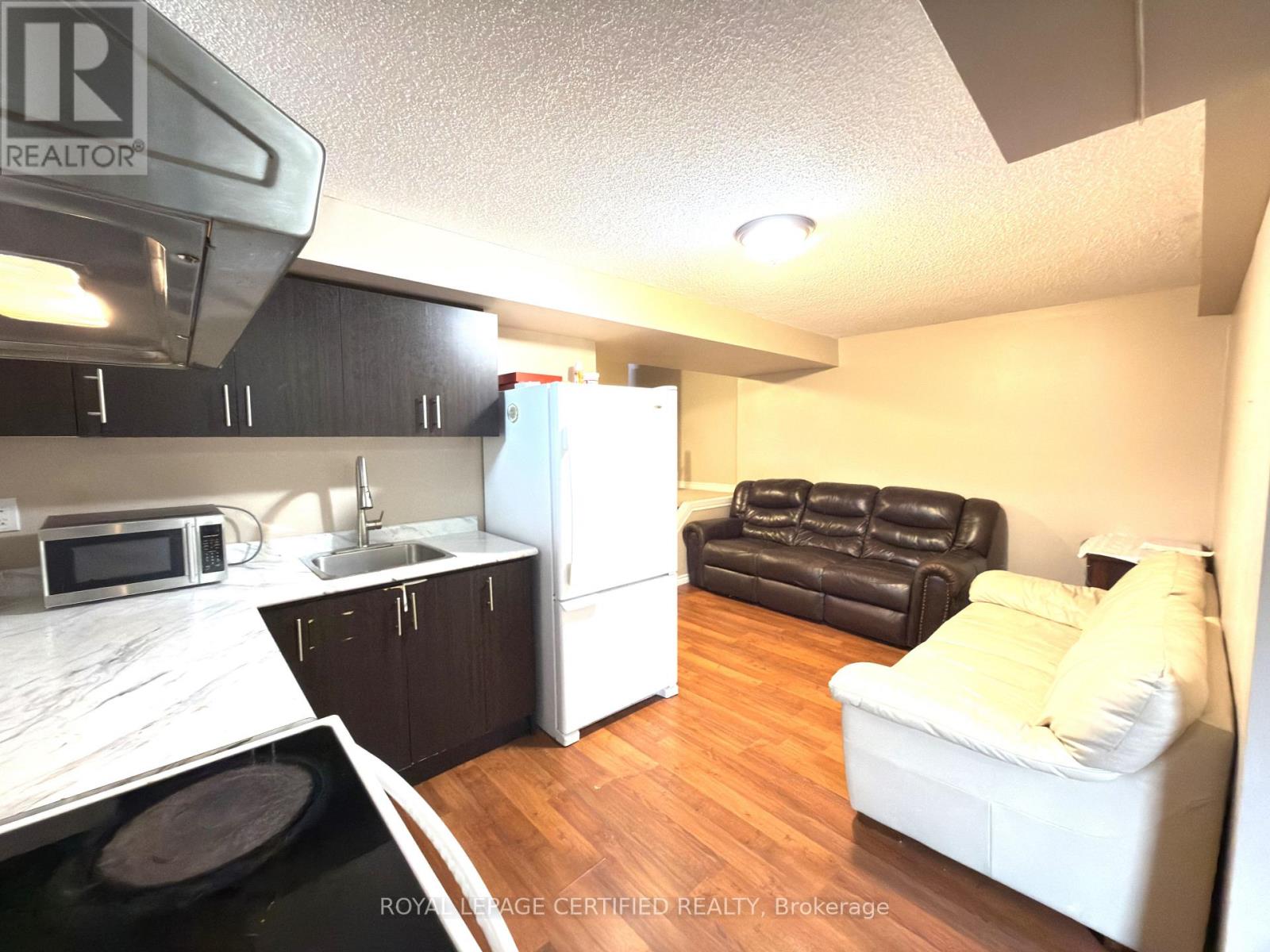 2 Lake Louise Drive, Brampton, Ontario  L6X 4W7 - Photo 32 - W12884842