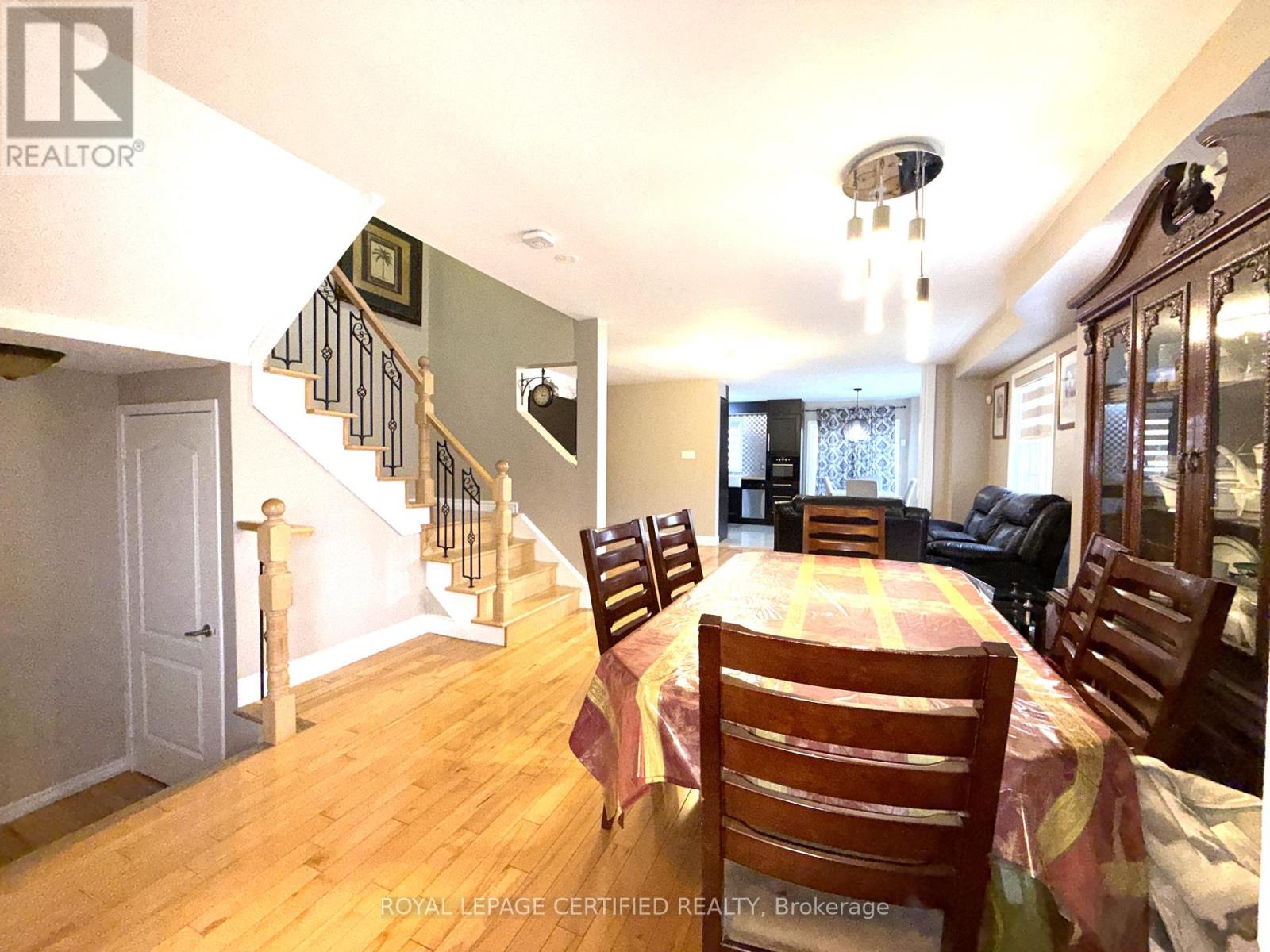 2 Lake Louise Drive, Brampton, Ontario  L6X 4W7 - Photo 6 - W12884842