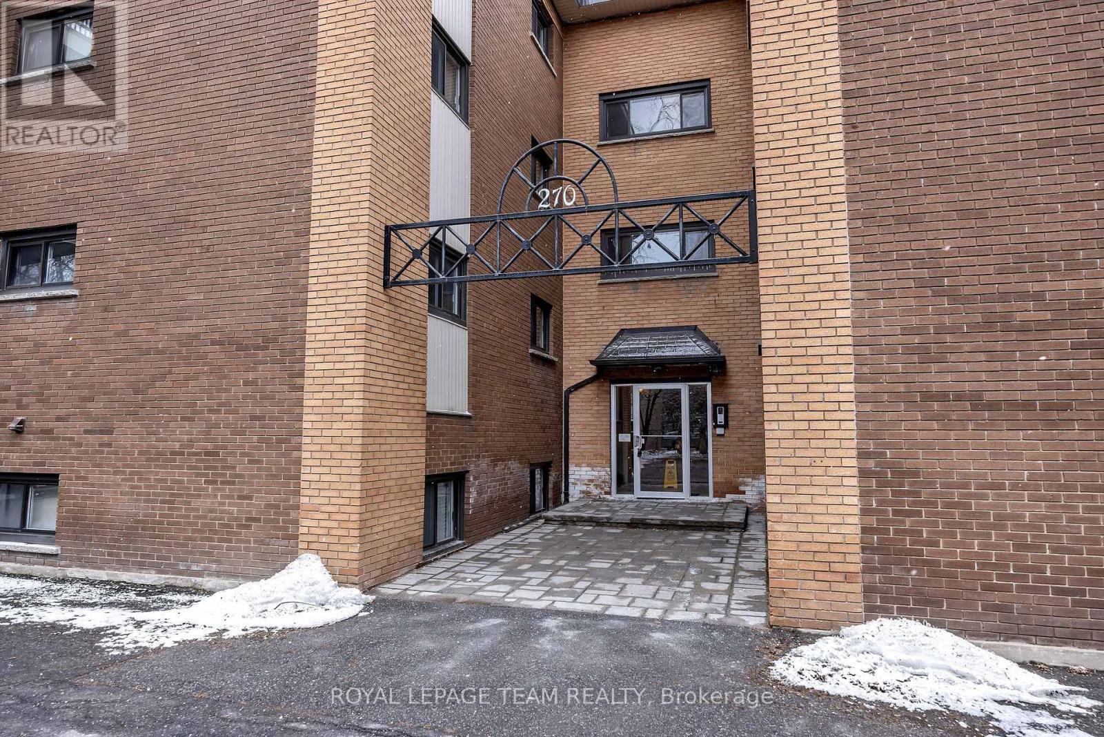 6 - 270 Beechwood Avenue, Ottawa, Ontario  K1L 8A6 - Photo 3 - X12884890