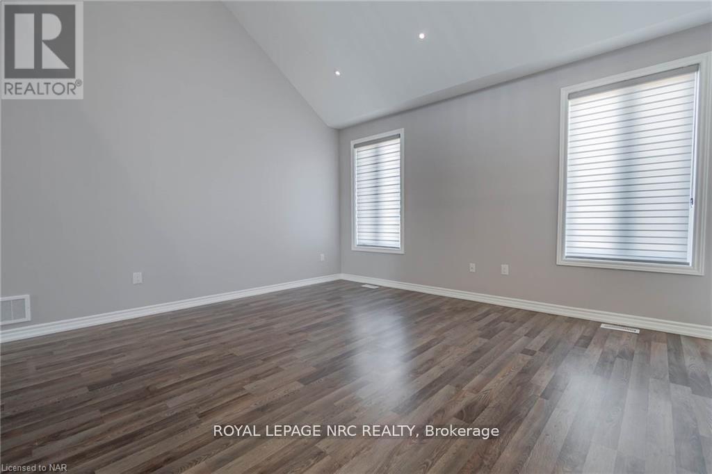 1177 Green Acres Drive, Fort Erie, Ontario  L2A 0C9 - Photo 12 - X12884880