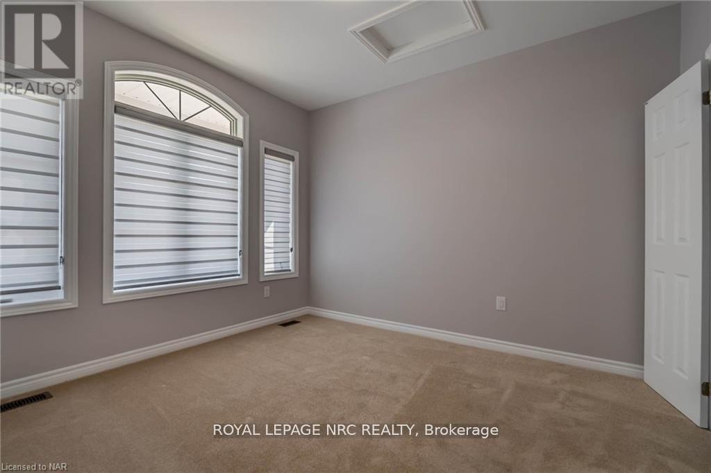 1177 Green Acres Drive, Fort Erie, Ontario  L2A 0C9 - Photo 4 - X12884880