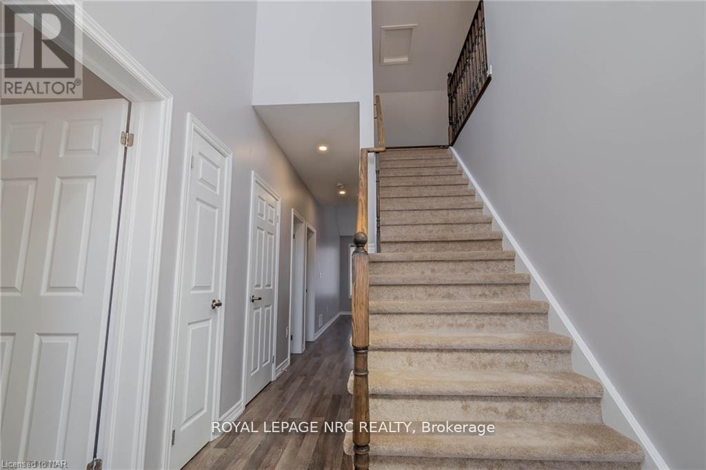 1177 Green Acres Drive, Fort Erie, Ontario  L2A 0C9 - Photo 5 - X12884880