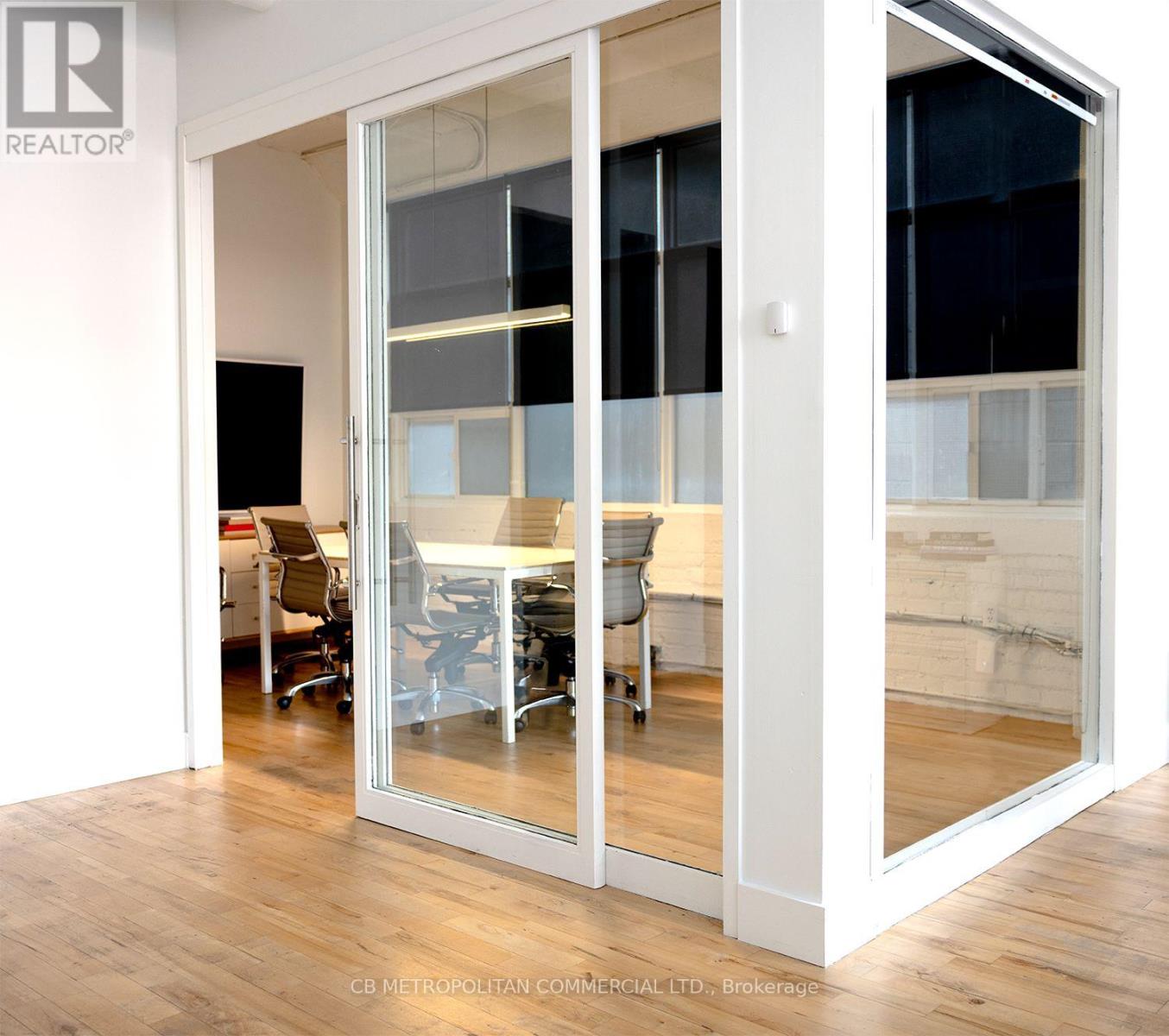 203 - 626 King Street W, Toronto, Ontario  M5V 1M5 - Photo 2 - C12884856