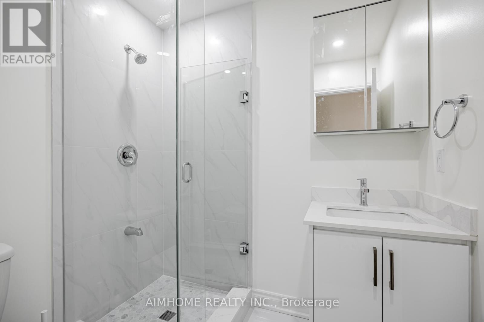 2a - 144 Wolseley Street, Toronto, Ontario  M6J 3R4 - Photo 6 - C12884886