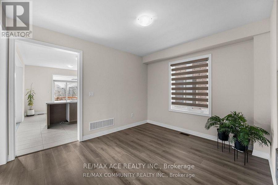 75 Ed Ewert Avenue, Clarington, Ontario  L1B 0W7 - Photo 10 - E12884850