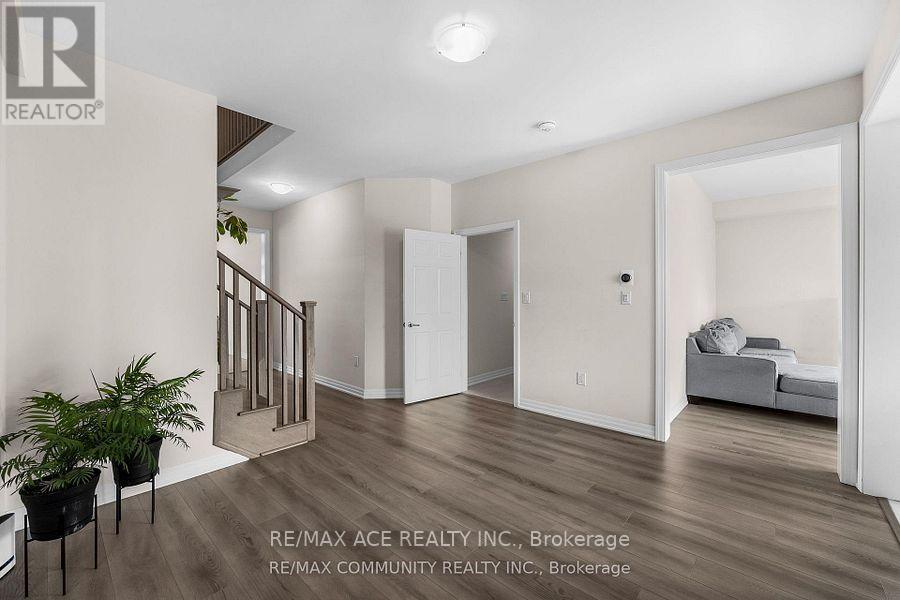 75 Ed Ewert Avenue, Clarington, Ontario  L1B 0W7 - Photo 7 - E12884850