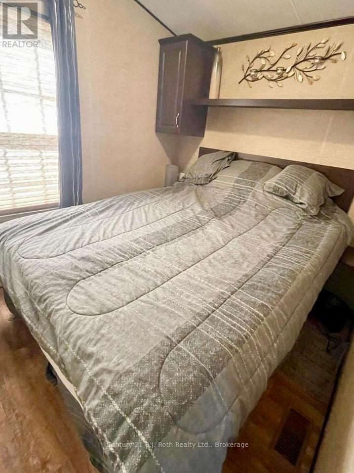 439 Springwater Crescent, Bracebridge, Ontario  P1L 1W9 - Photo 30 - X12884884