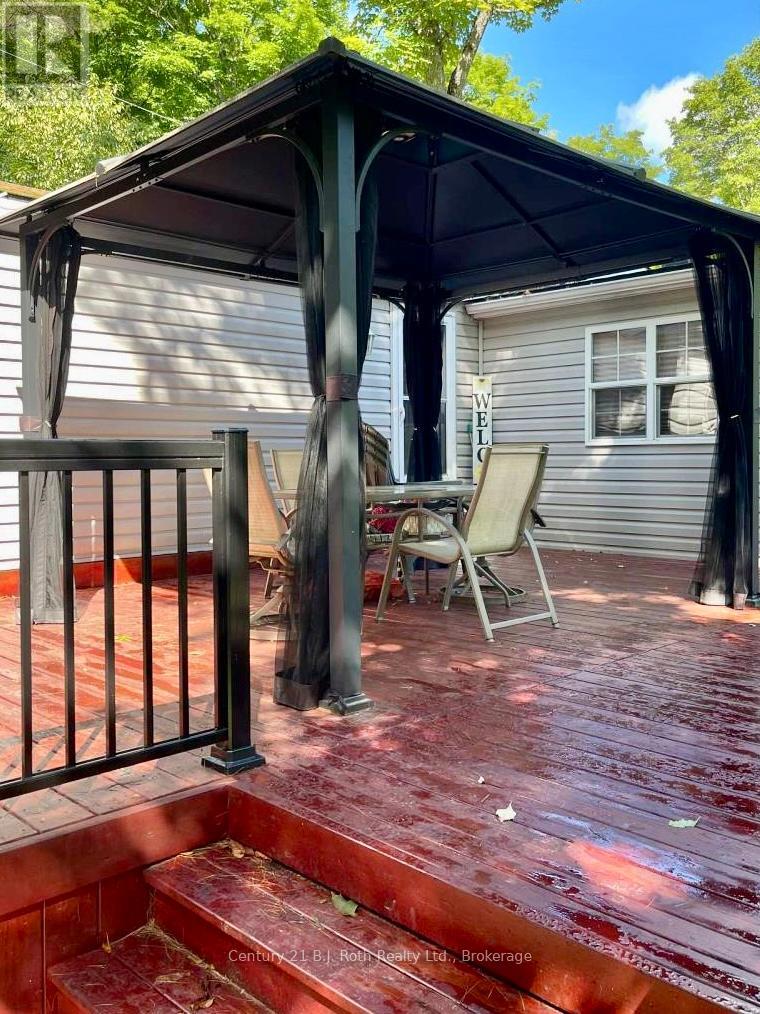 439 Springwater Crescent, Bracebridge, Ontario  P1L 1W9 - Photo 36 - X12884884