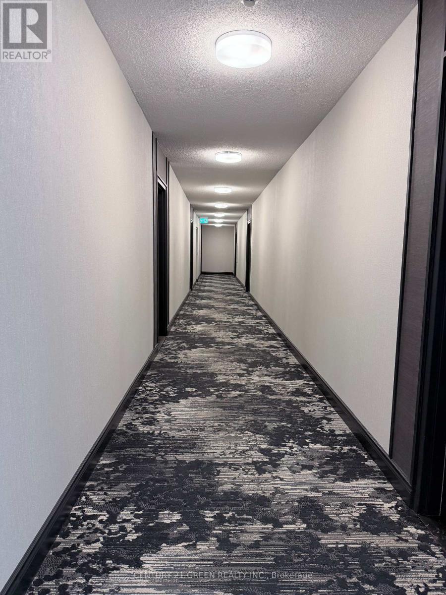 1103 - 200 Burnhamthorpe Road E, Mississauga, Ontario L5A 4L4 - Photo 2 - W12884852