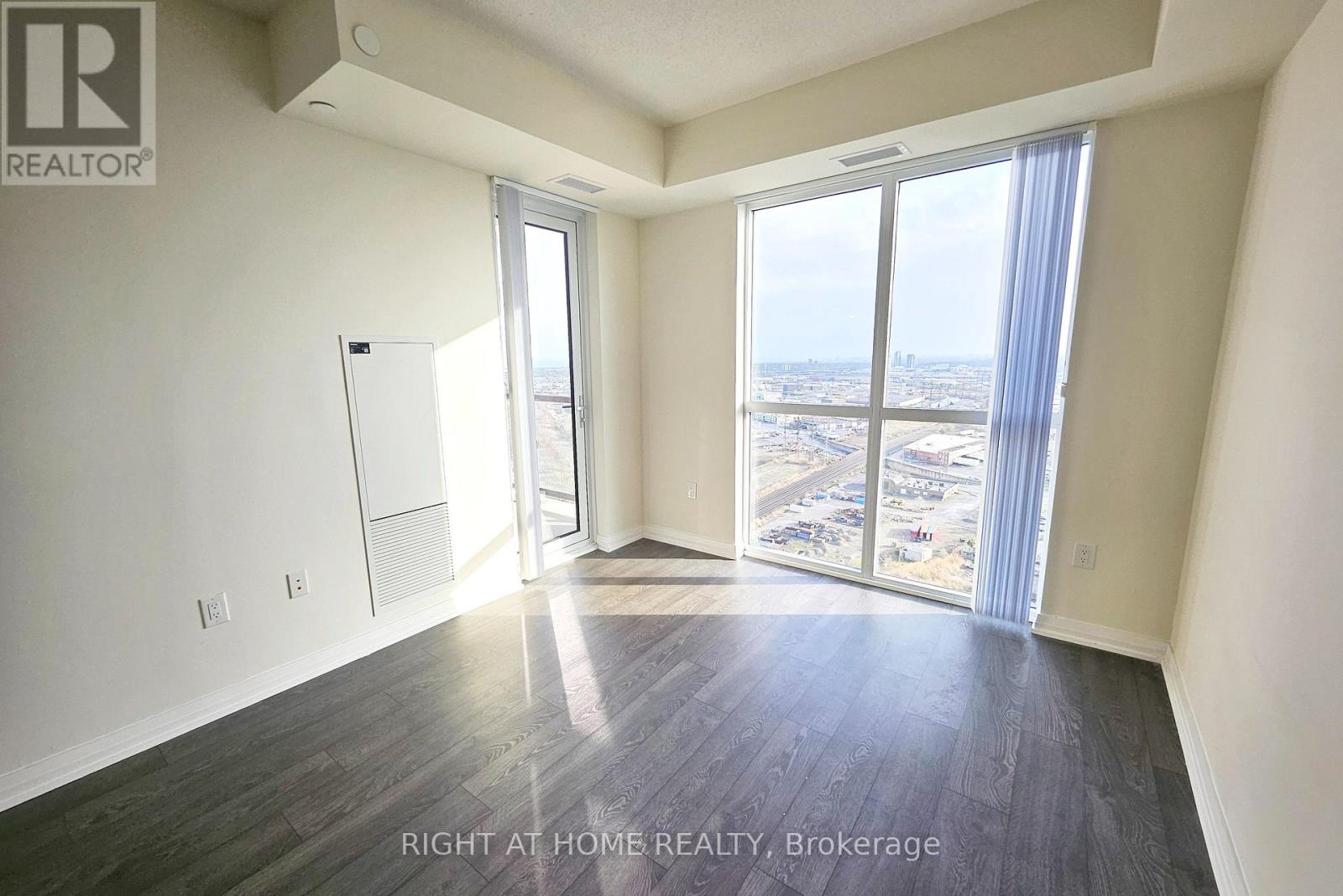 2205 - 50 Thomas Riley Road, Toronto (Islington-City Centre West), Ontario  M9B 0C5 - Photo 10 - W12884864