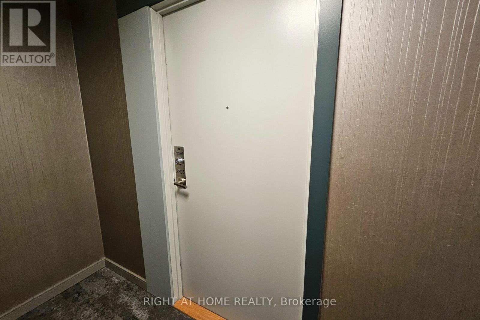 2205 - 50 Thomas Riley Road, Toronto (Islington-City Centre West), Ontario  M9B 0C5 - Photo 3 - W12884864