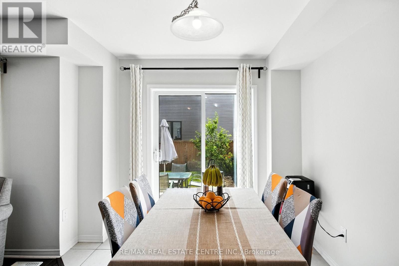 85 Thompson Road, Haldimand, Ontario  N3W 2G9 - Photo 11 - X12884858