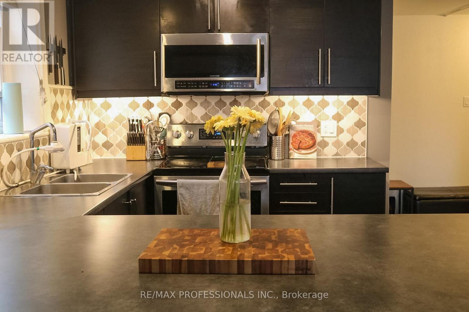 206 - 836 Concession Street, Hamilton (Raleigh), Ontario  L8V 1E2 - Photo 17 - X12884866