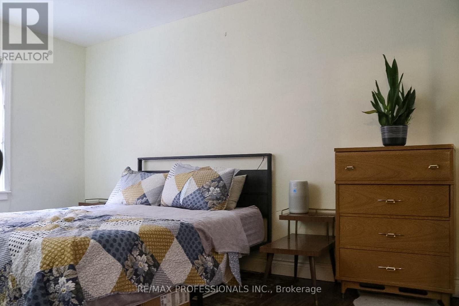 206 - 836 Concession Street, Hamilton (Raleigh), Ontario  L8V 1E2 - Photo 9 - X12884866