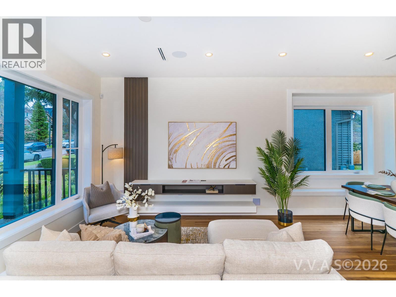 2837 W 31st Avenue, Vancouver, British Columbia  V6L 2A3 - Photo 4 - R3099368