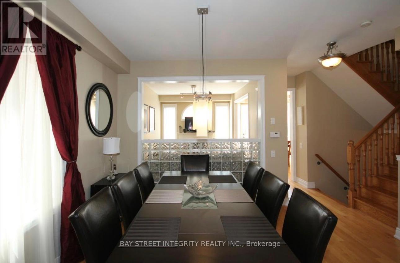 3364 Hayhurst Crescent, Oakville (Br Bronte), Ontario  L6L 6W9 - Photo 2 - W12855362