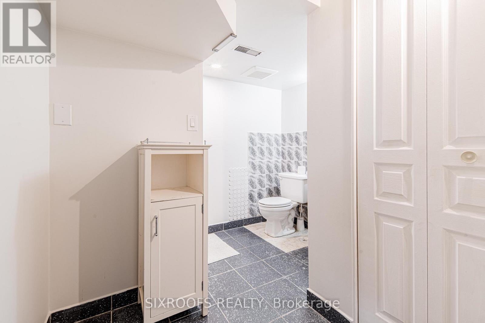 Lower - 332 Homewood Avenue, Toronto, Ontario  M2R 2N8 - Photo 15 - C12863290