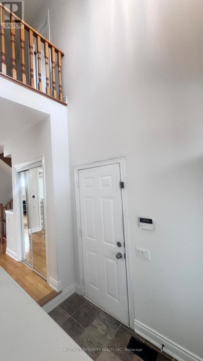 3364 Hayhurst Crescent, Oakville (Br Bronte), Ontario  L6L 6W9 - Photo 17 - W12855362