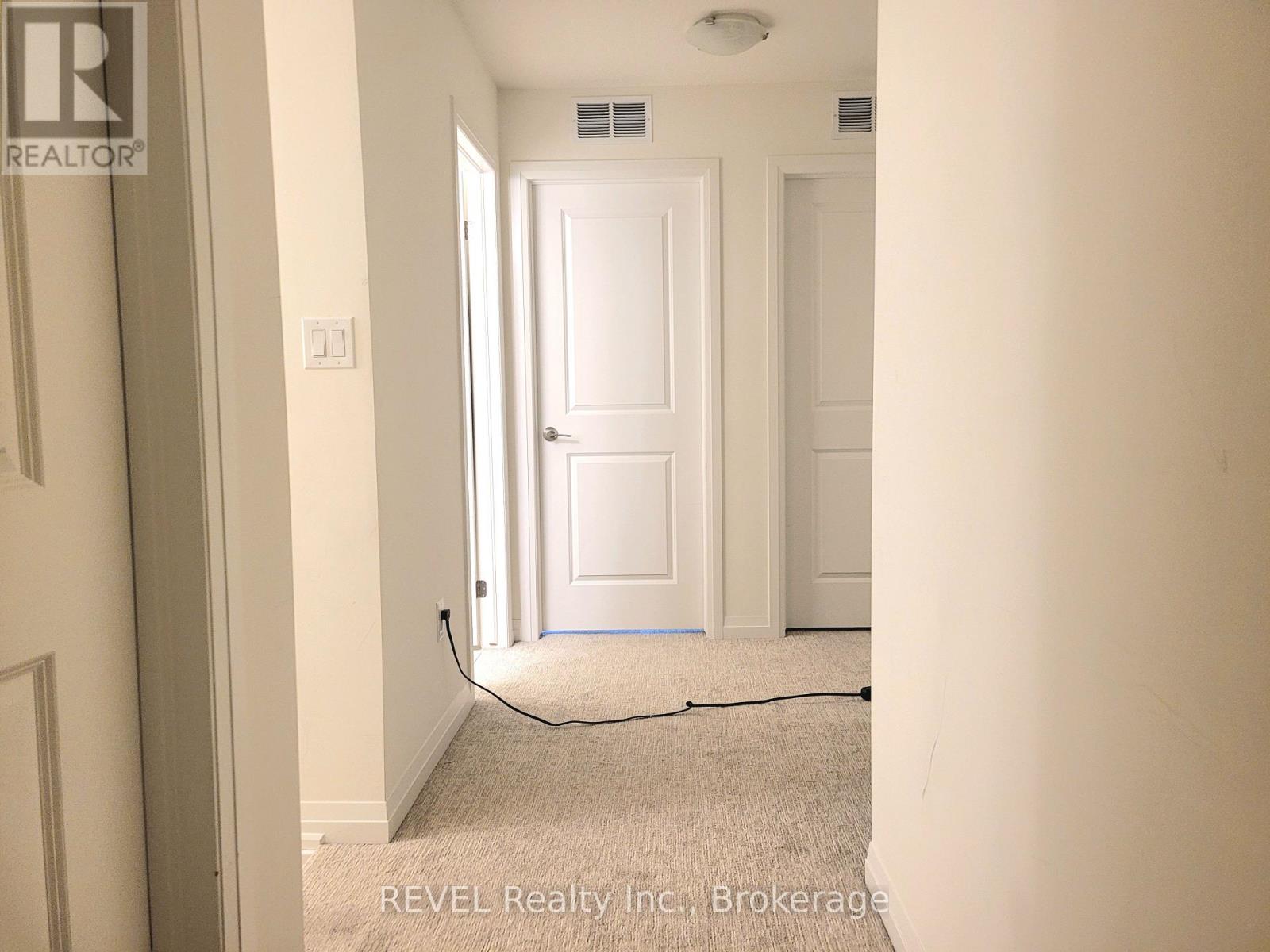 171 Bur Oak Drive N, Thorold (Confederation Heights), Ontario  L2V 0L7 - Photo 10 - X12856648