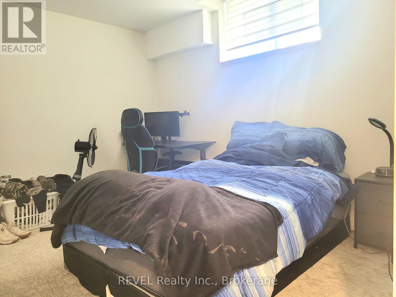 171 Bur Oak Drive N, Thorold (Confederation Heights), Ontario  L2V 0L7 - Photo 29 - X12856648