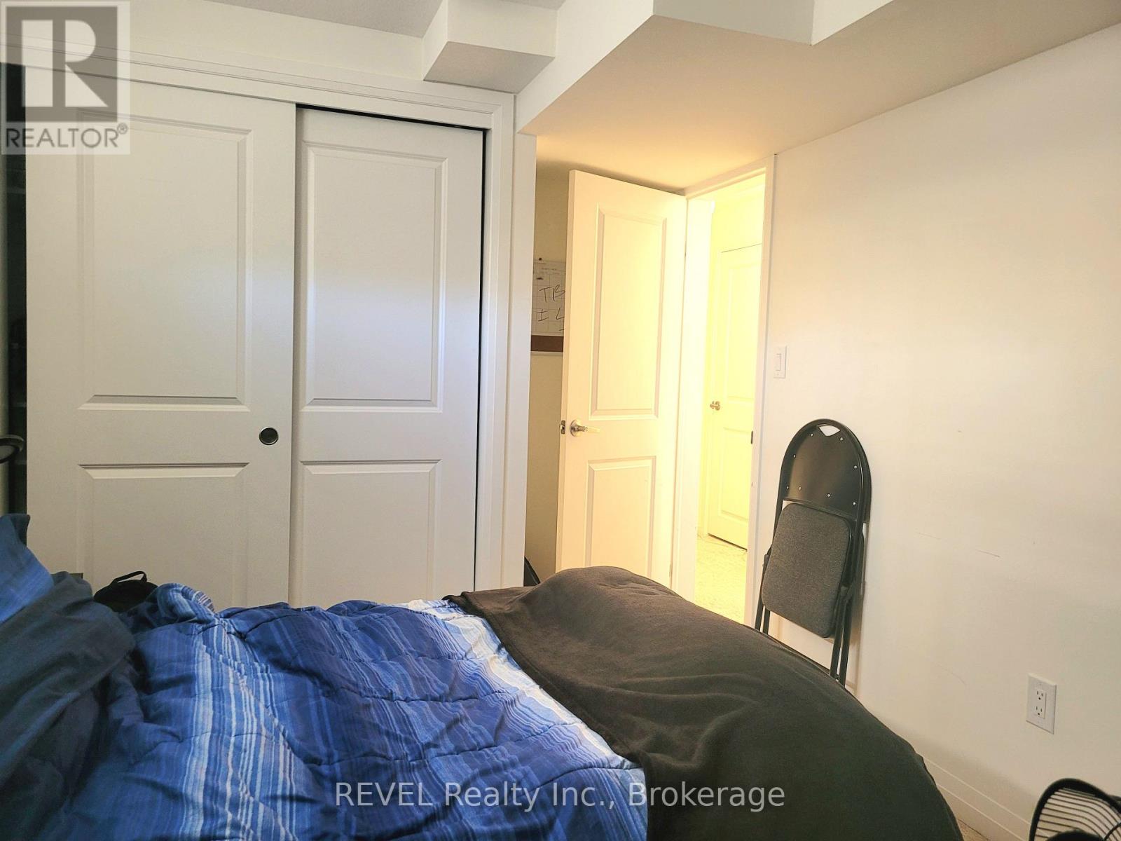 171 Bur Oak Drive N, Thorold (Confederation Heights), Ontario  L2V 0L7 - Photo 28 - X12856648