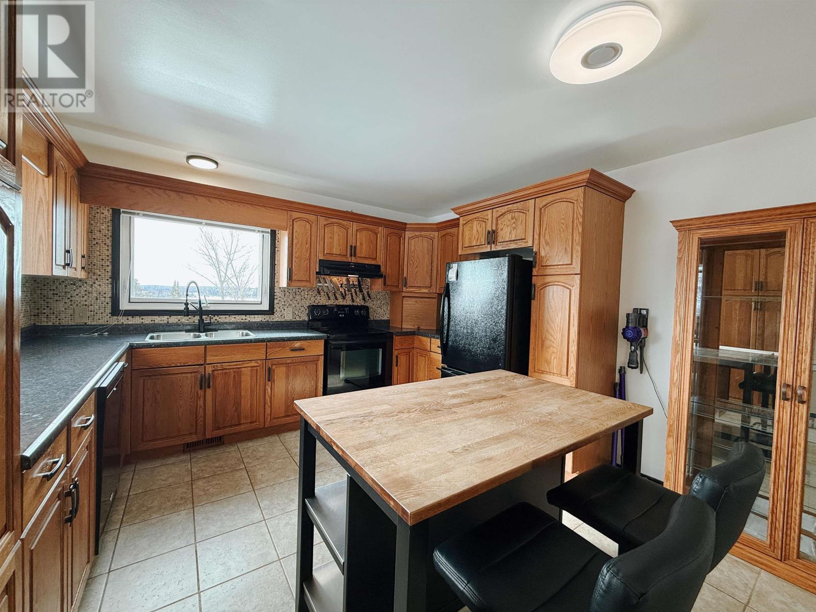 1414 Beach Road, Kenora, Ontario  P0X 1C0 - Photo 8 - TB2600436