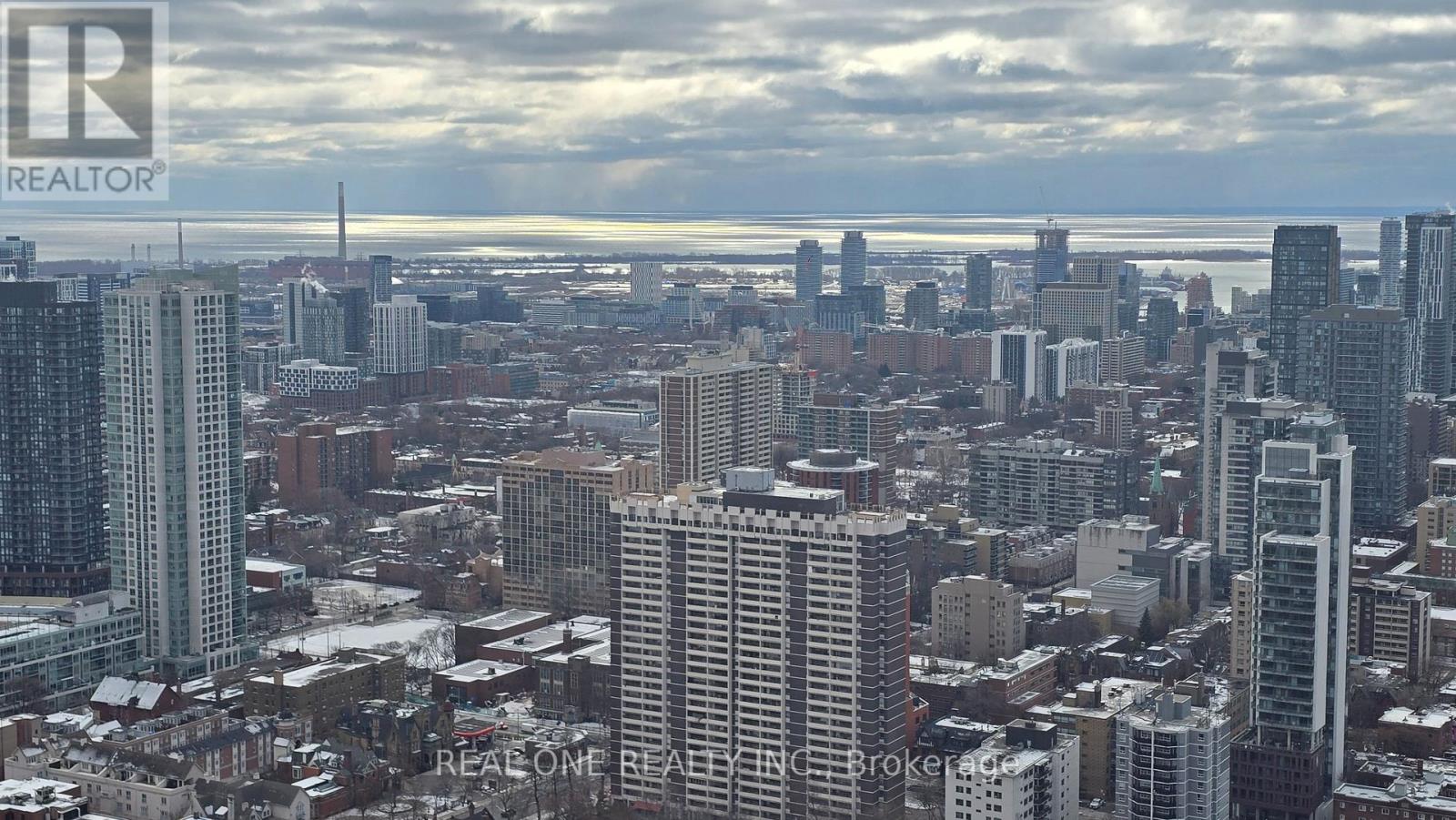 8 - 50 Charles Street E, Toronto, Ontario  M4Y 0C3 - Photo 2 - C12884898