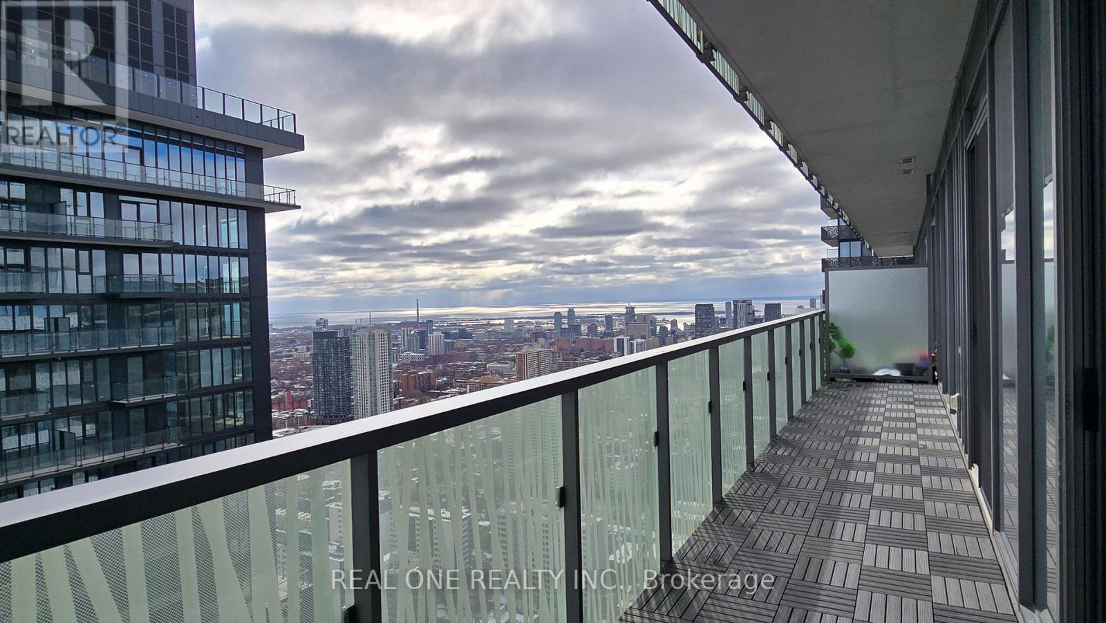 8 - 50 Charles Street E, Toronto, Ontario  M4Y 0C3 - Photo 3 - C12884898