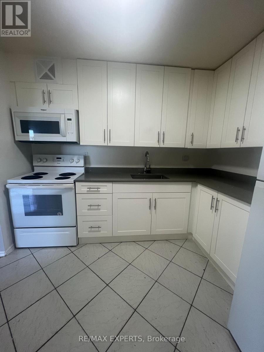 307 - 123 Bloor Street W, Oshawa (Lakeview), Ontario  L1J 1P5 - Photo 3 - E12884908