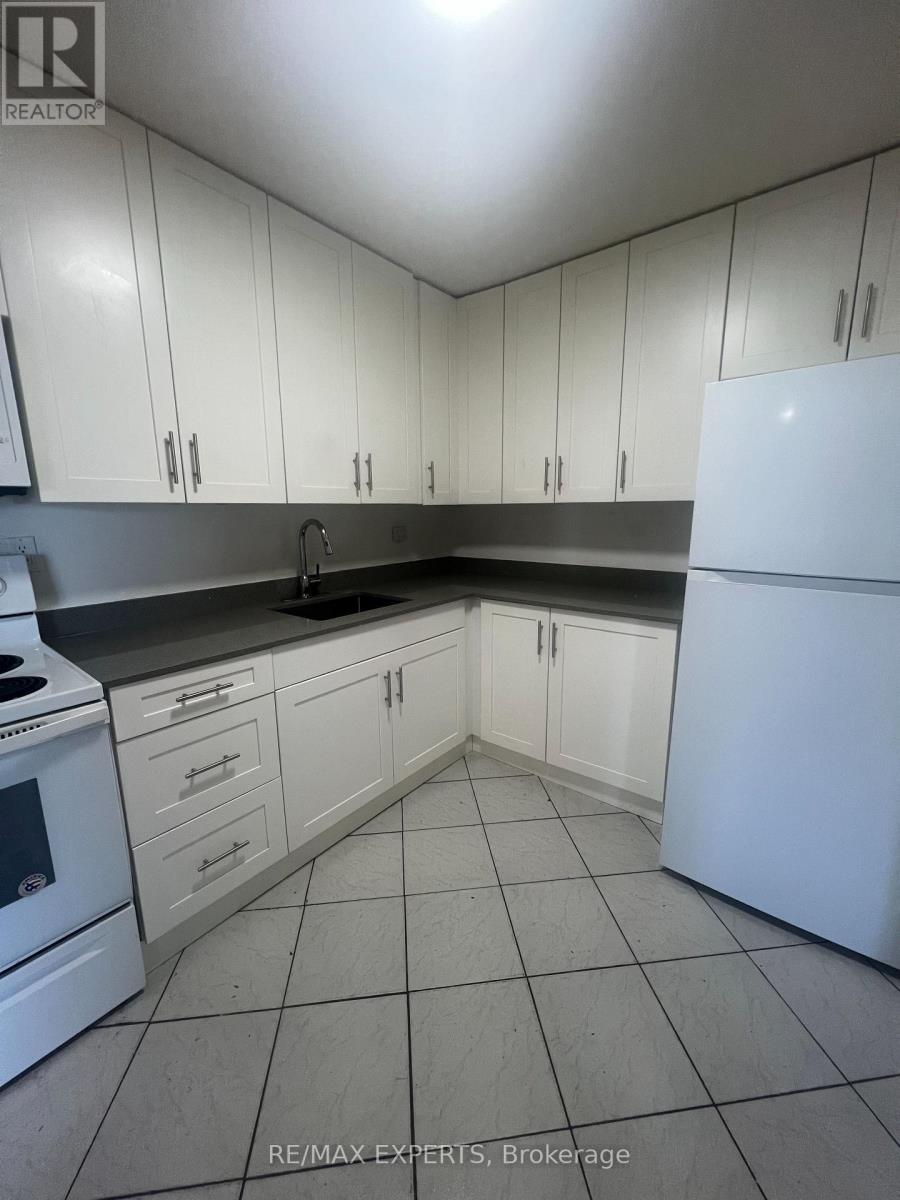 307 - 123 Bloor Street W, Oshawa (Lakeview), Ontario  L1J 1P5 - Photo 4 - E12884908