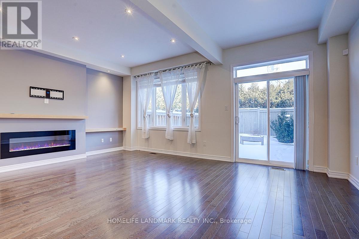 78 Port Arthur Crescent, Richmond Hill, Ontario  L4E 0Z9 - Photo 4 - N12884894