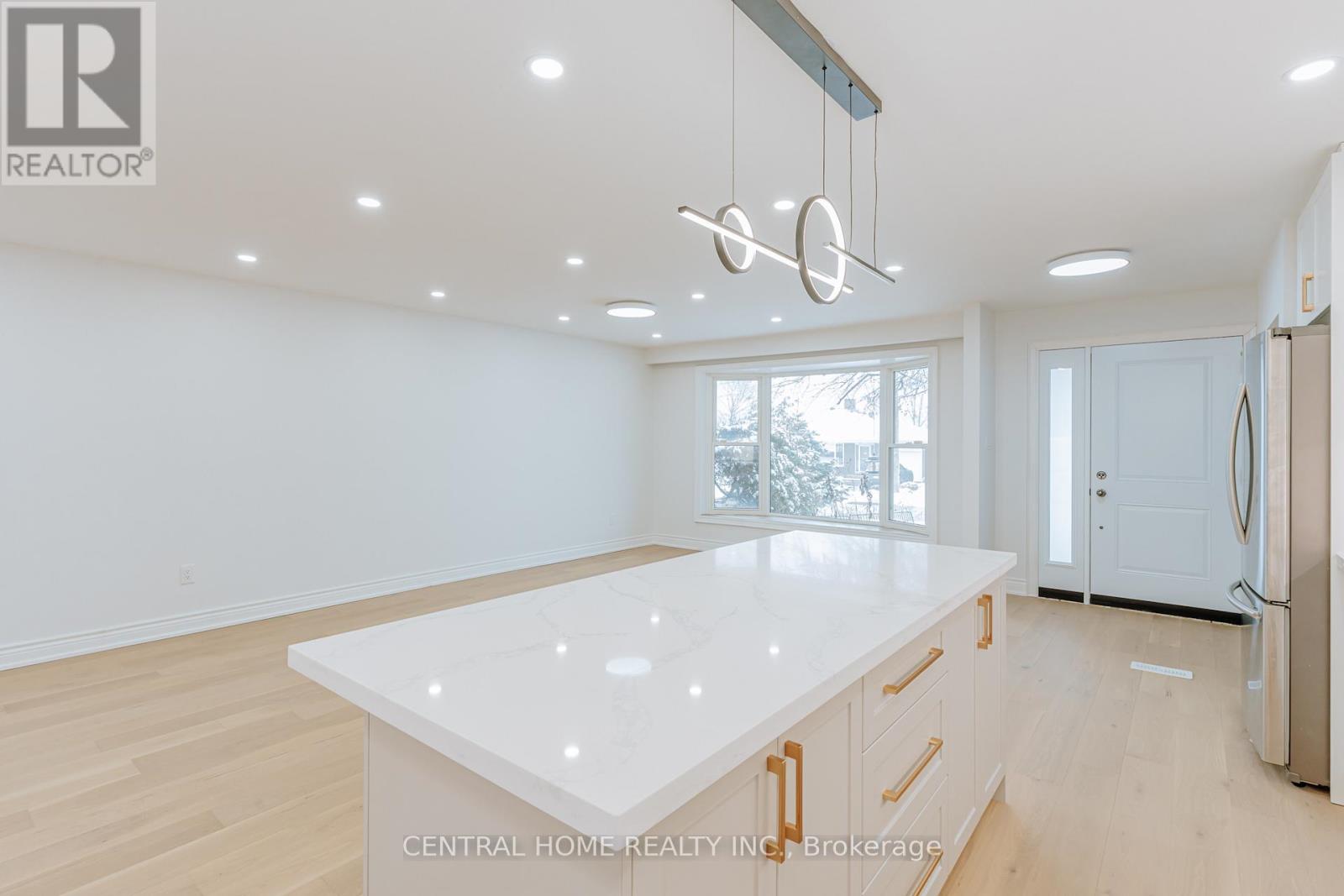 Main - 47 Sherwood Forest Drive, Markham, Ontario  L3P 1P5 - Photo 12 - N12884916