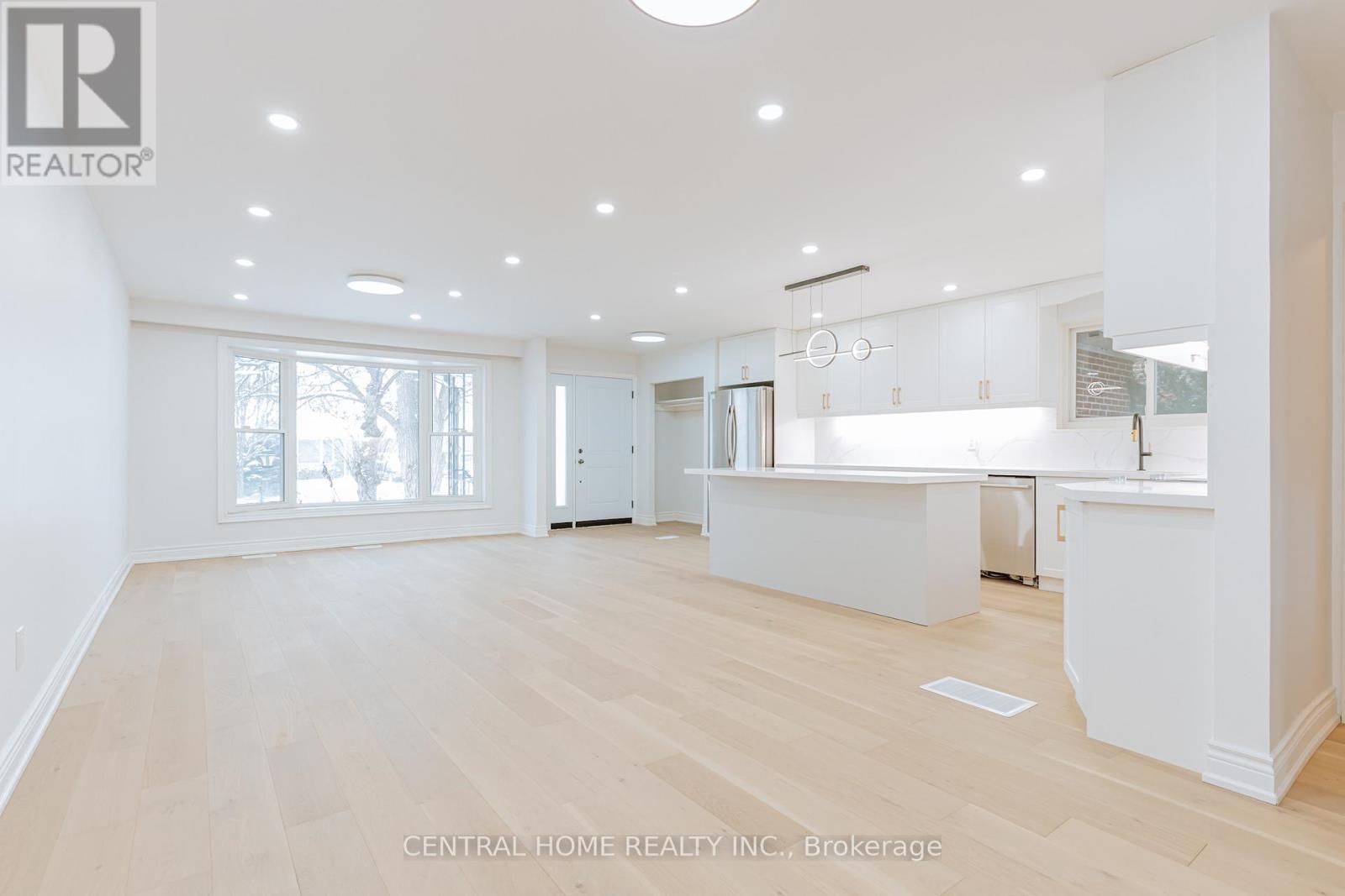 Main - 47 Sherwood Forest Drive, Markham, Ontario  L3P 1P5 - Photo 3 - N12884916