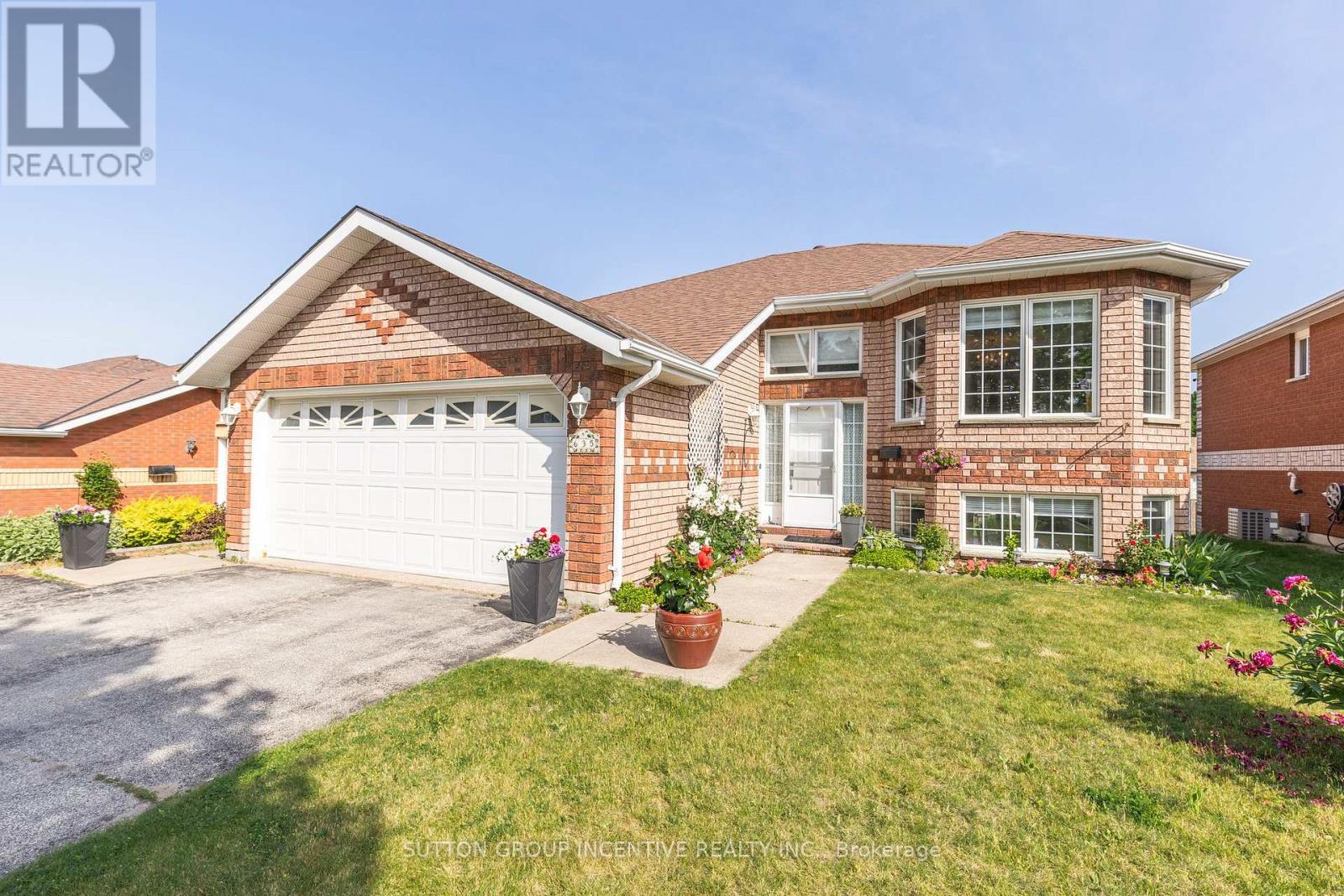 635 Wayne Crescent, Midland, Ontario  L4R 5E1 - Photo 3 - S12884896